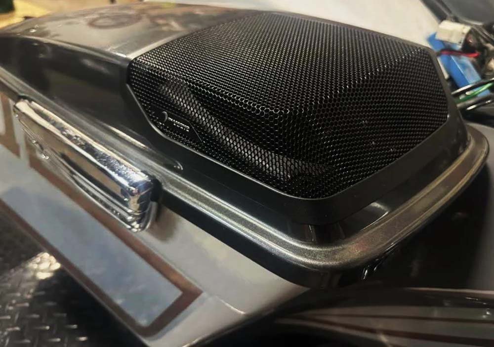 Diamond Audio DA9813SGSP4R (Package Includes MSHD9813SG, MICRO4V2, HXM65F2BK, DHDSG13, MSMP692LK13, MSPWHR, DHDMCA, '98-'13 STREET GLIDE)